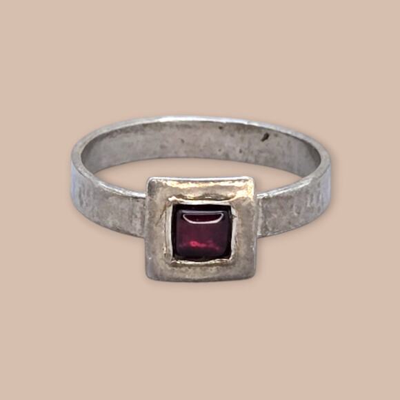 Garnet Gemstone Sterling Silver 925 Modernist Square Bezel Ring – Size 9 - Picture 4 of 9